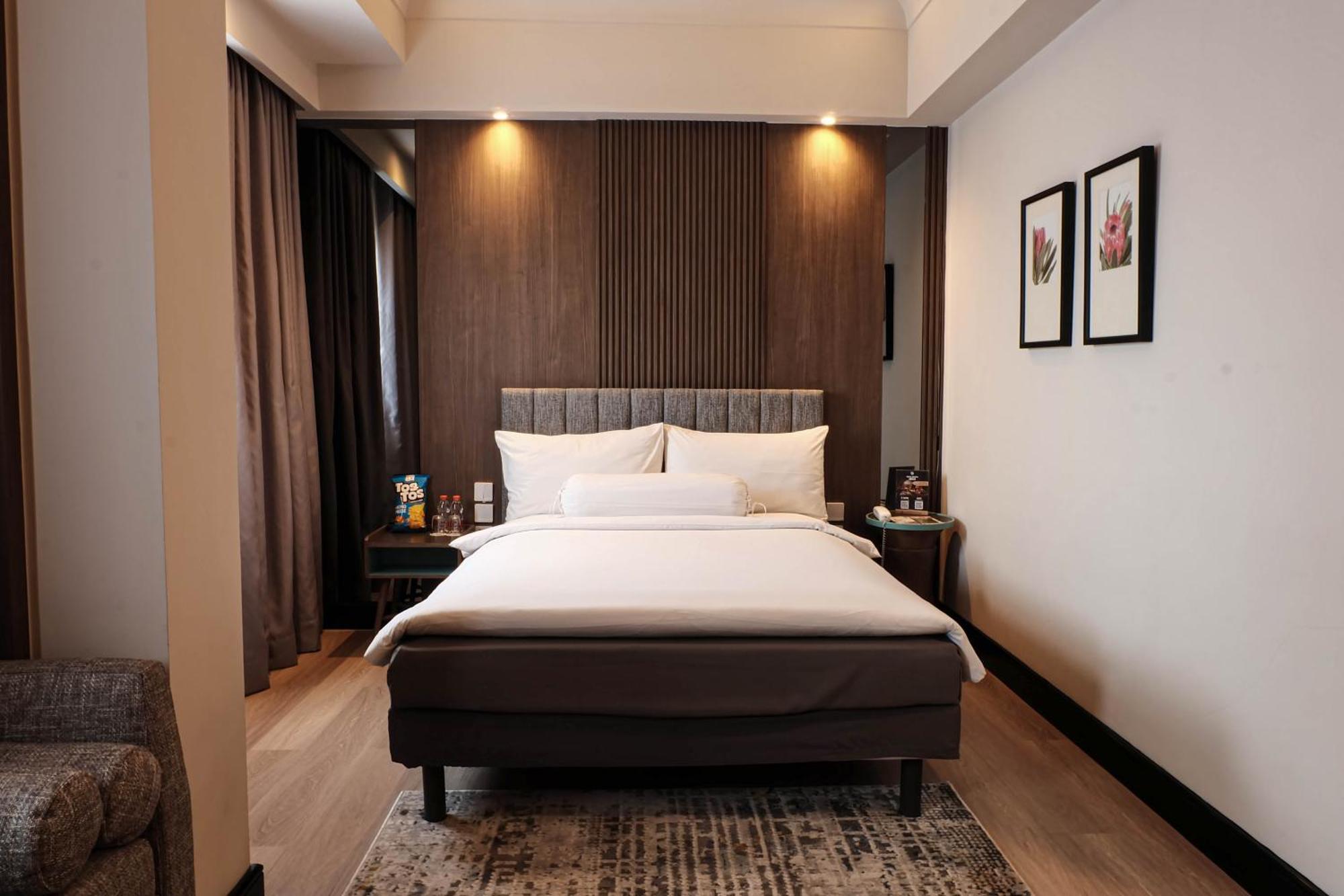 Deka Hotel Surabaya Hr Muhammad Exteriér fotografie