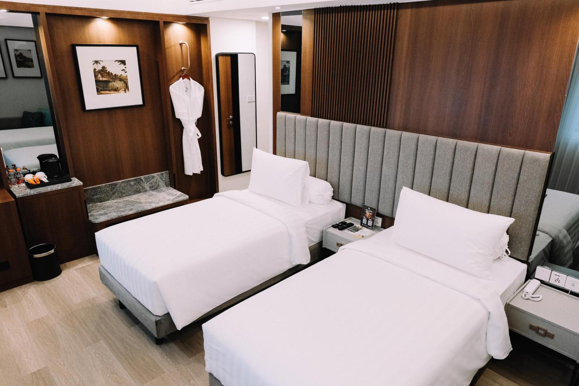 Deka Hotel Surabaya Hr Muhammad Exteriér fotografie