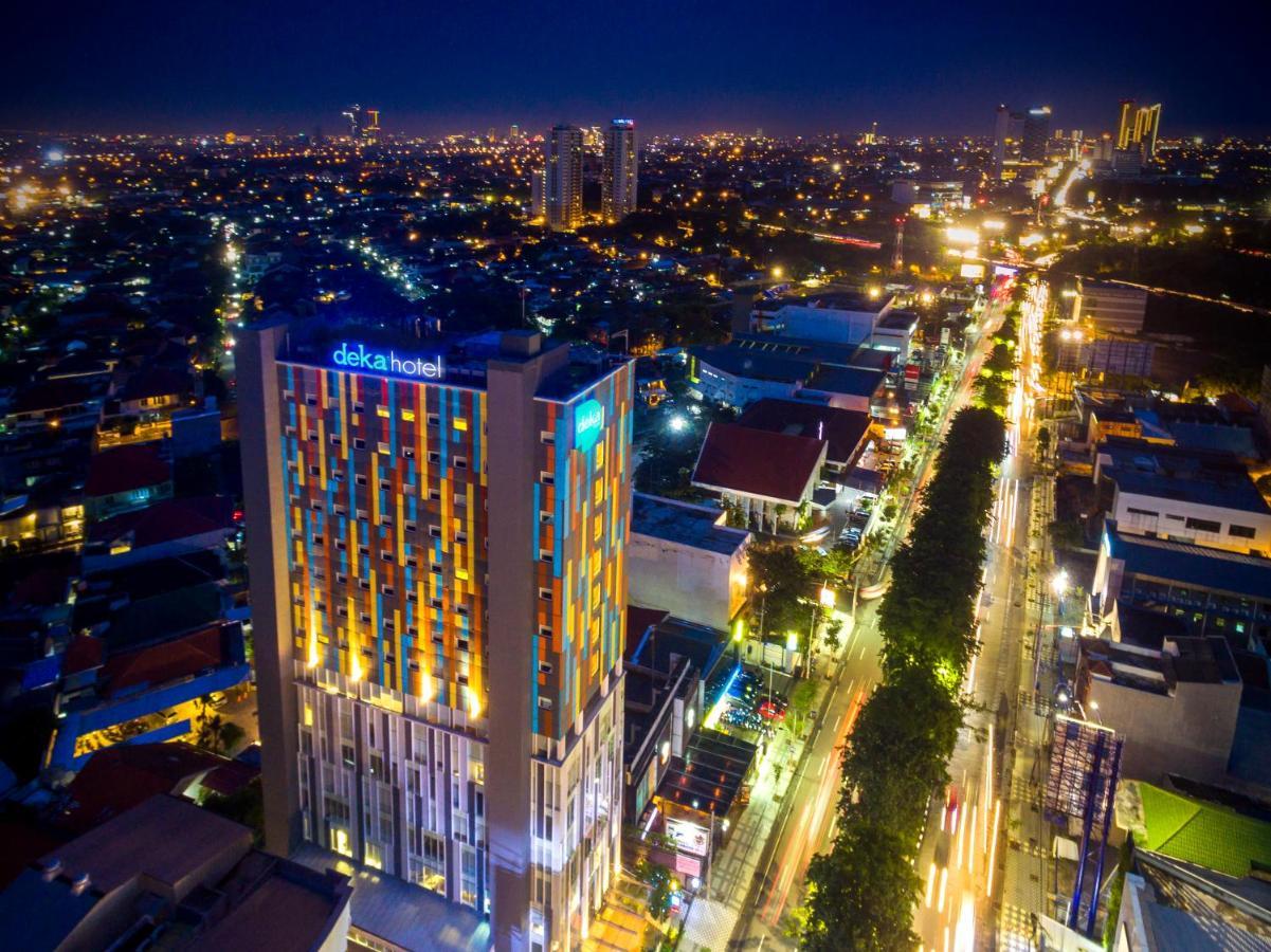 Deka Hotel Surabaya Hr Muhammad Exteriér fotografie